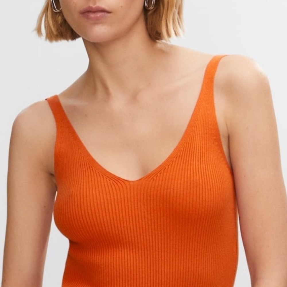 Mango Orange Ribbed V-Neck Tank Top - Picture 9 of 9